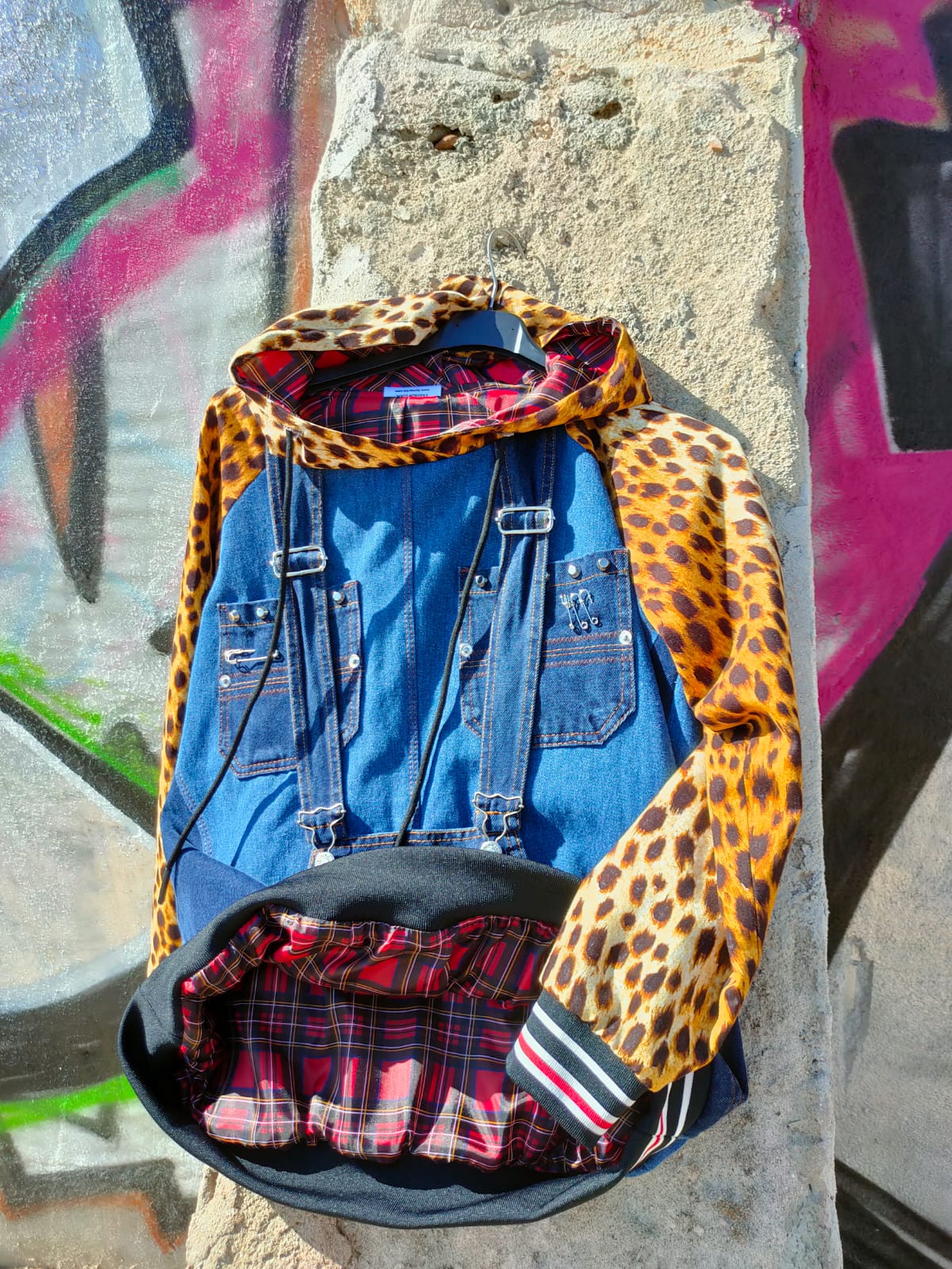 Felpa Unisex a Salopette Animalier